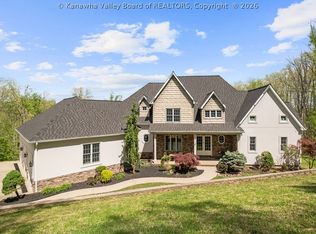 24 Quail Pointe Dr, Charleston, WV 25302
