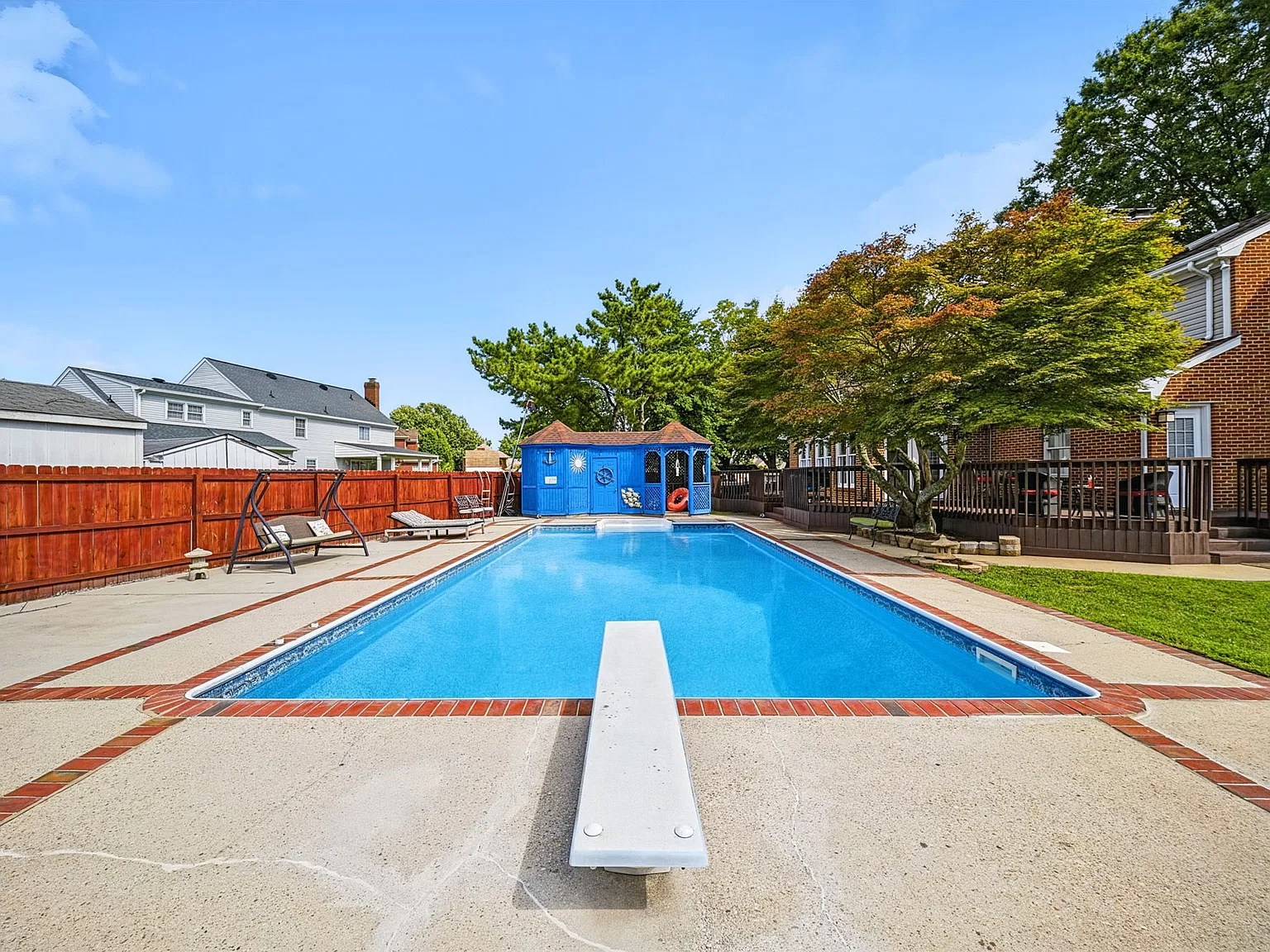 5 bed, 3434 sqft, $3,400 — Photo 1