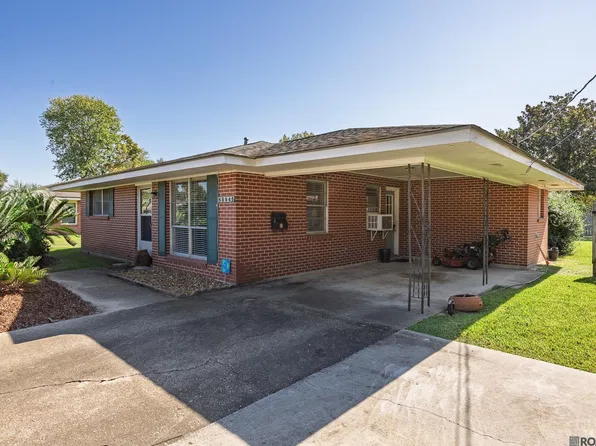 58945 Postell Ave, Plaquemine, LA 70764