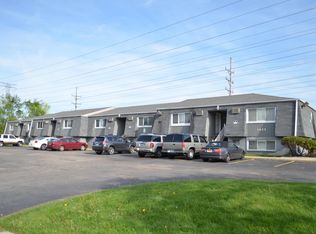 1655 Felten St, Aurora, IL 60505