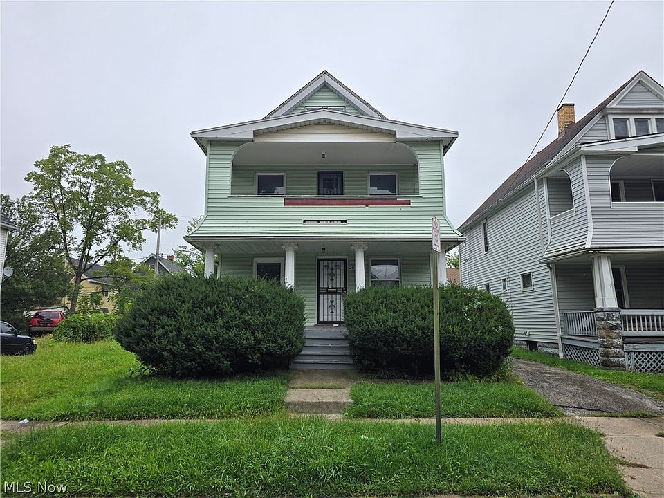 1st image of 2931 E 121st St