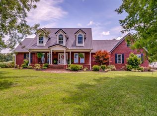 944 Cedar Grove Rd, Hurricane Mills, TN 37078