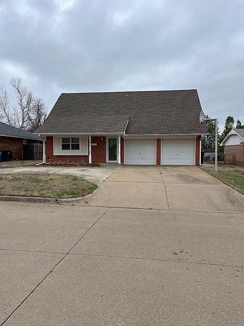 1st image of 716 Briarcrest Dr