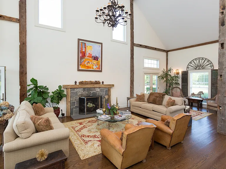 Bay Ln — Photo 10
