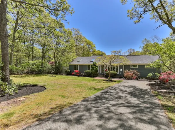 765 Wakeby Rd, Barnstable, MA 02630