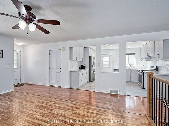 5th image of 896 Fogerty St