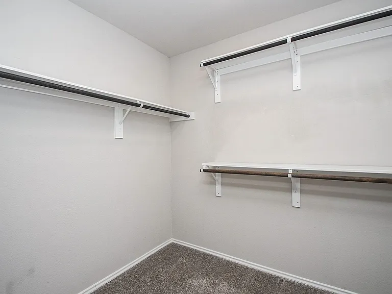 9316 Colonial Bent Ct — Photo 17