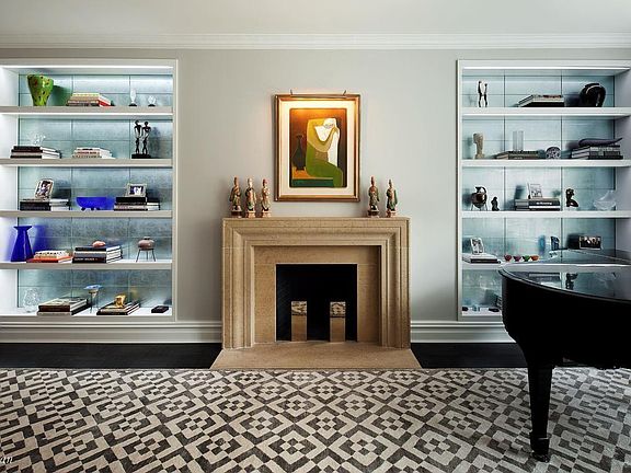 2nd image of 930 Park Ave #8S