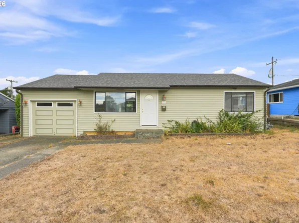1955 Johnson St, North Bend, OR 97459