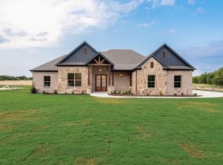 73 Dove Landing Rd, Valley View, TX 76272