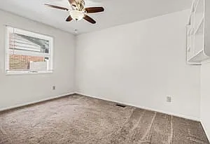 350 Hollywood Dr — Photo 10
