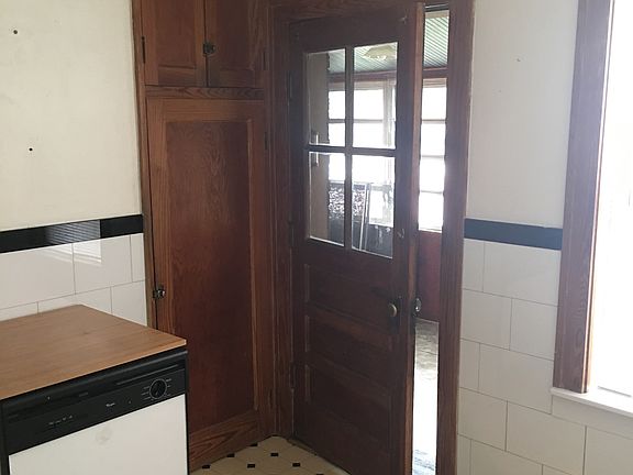 5th image of 3918 Fillmore Street # Fl 2nd