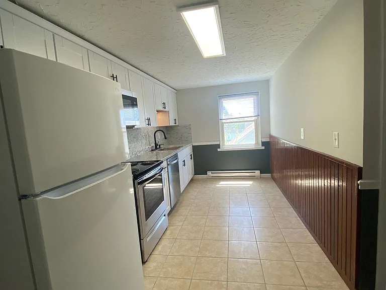 209 N Railroad St #C8 — Photo 15
