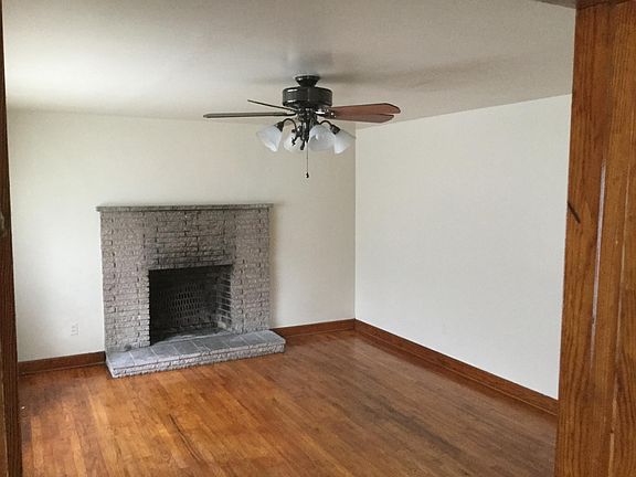 3rd image of 1004 W Thomas St