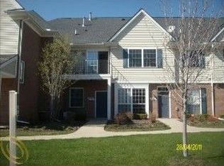 3056 Kneeland Cir, Howell, MI 48843