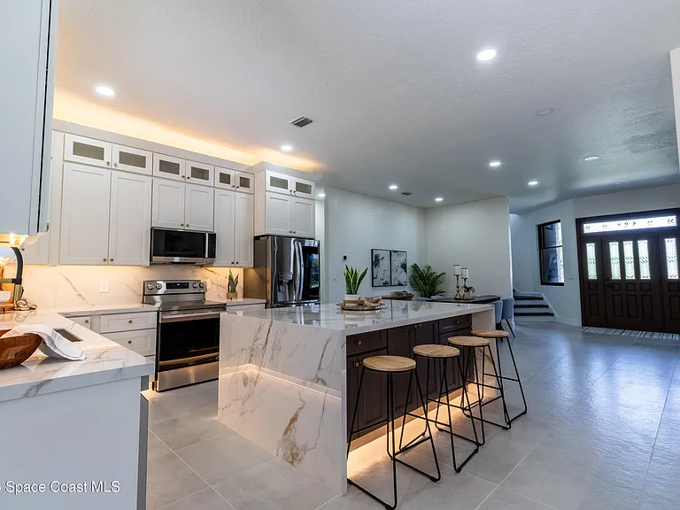 105 Brookhill Dr — Photo 4