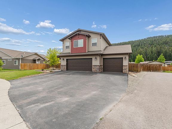 5th image of 130 Lupine Dr
