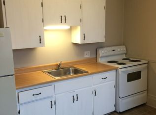 122 Bartlett St APT 6, Lewiston, ME 04240