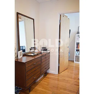 Rented by Bold New York | media 19