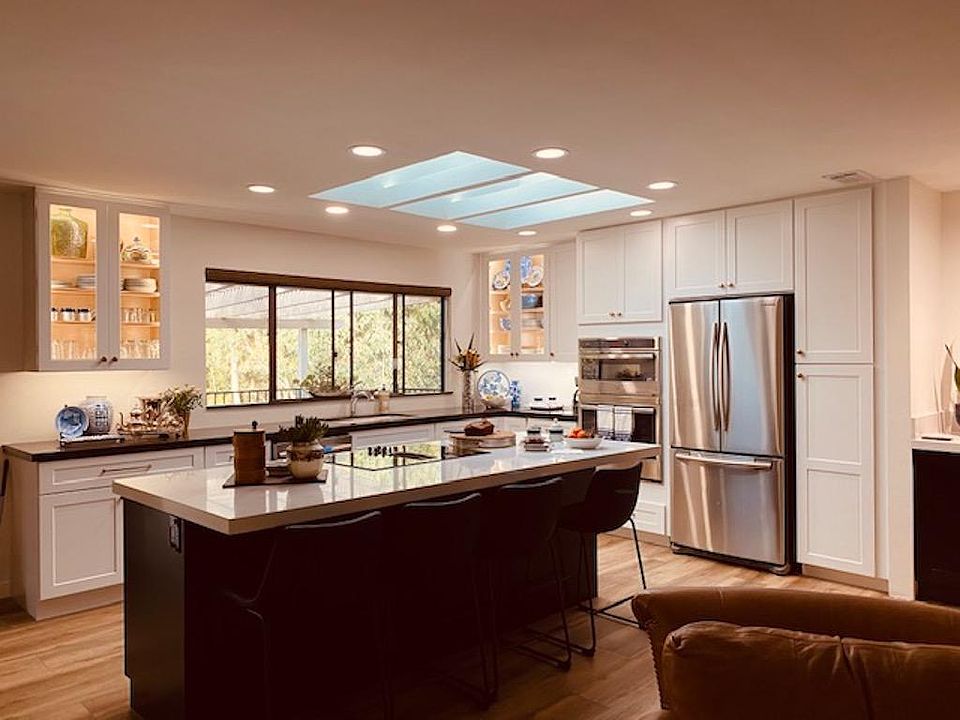 Large open kitchen and family room
