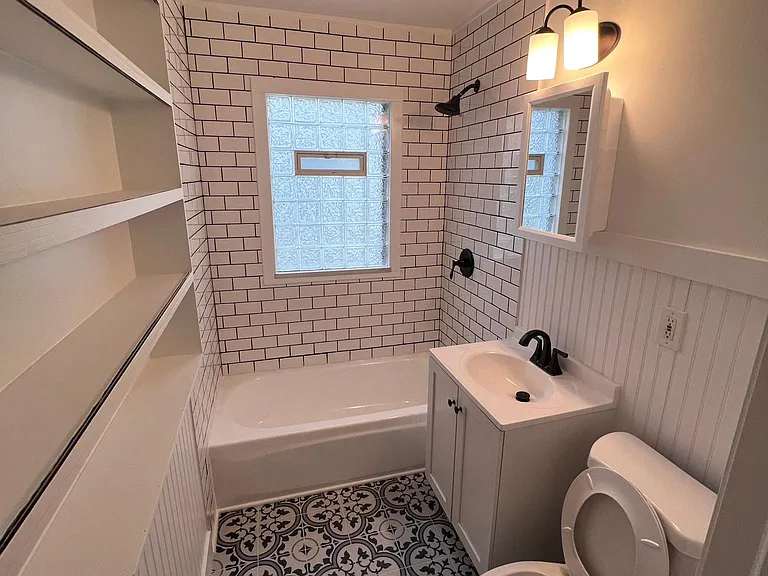 2030 Browning St — Photo 14