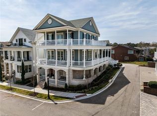 4064 Harlow St, Virginia Beach, VA 23451