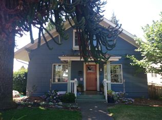 6055 Sycamore Ave NW, Seattle, WA 98107