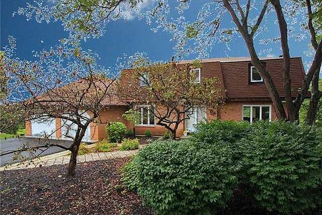 1st image of 14 Fellview Dr