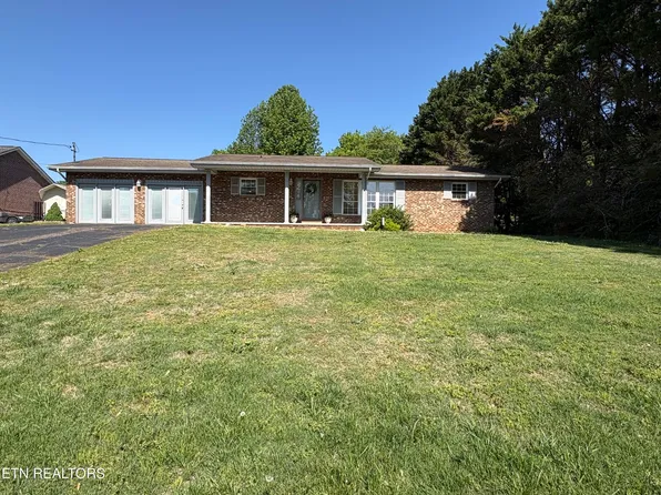 410 1st St, Seymour, TN 37865