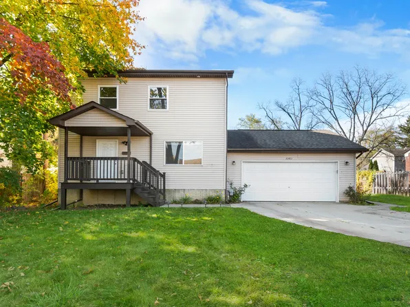 30483 Brentwood St, Southfield, MI 48076