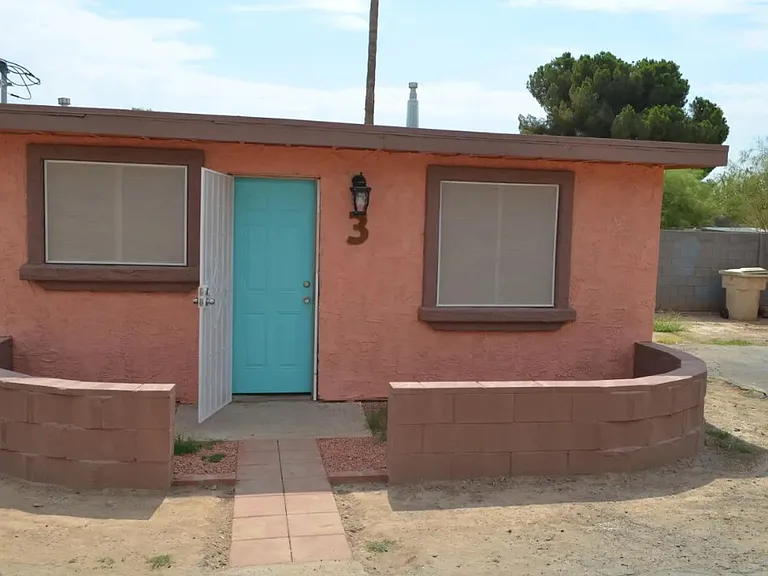 6445 W Maryland Ave — Photo 2
