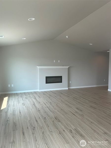 3rd image of 257 Parkside Pl SE