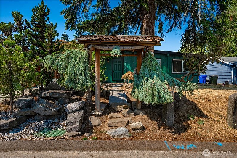 2nd image of 16835 123rd Avenue SE