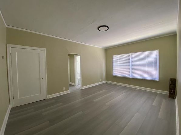 648 Alcatraz Ave APT 205