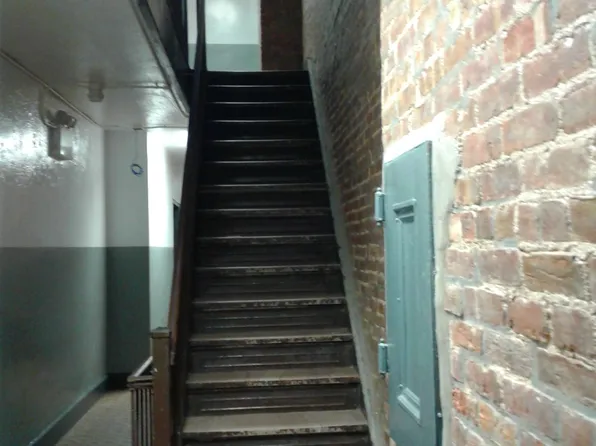 2310 2nd Avenue image 8 of 10