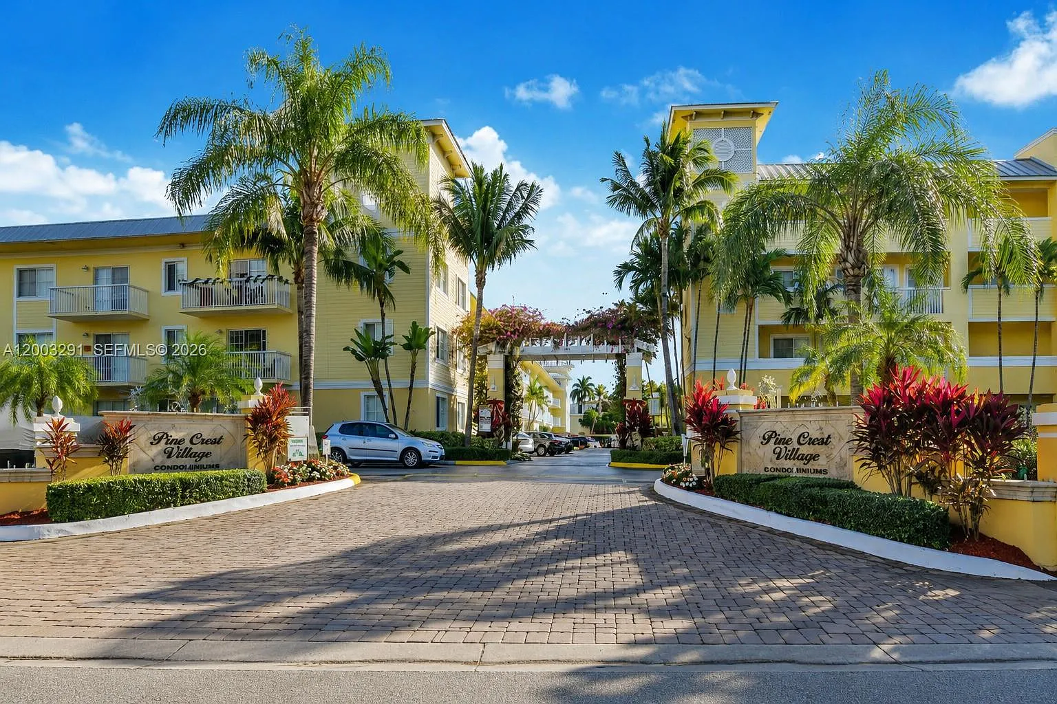 Pine Crest Village Ii At — Photo 1