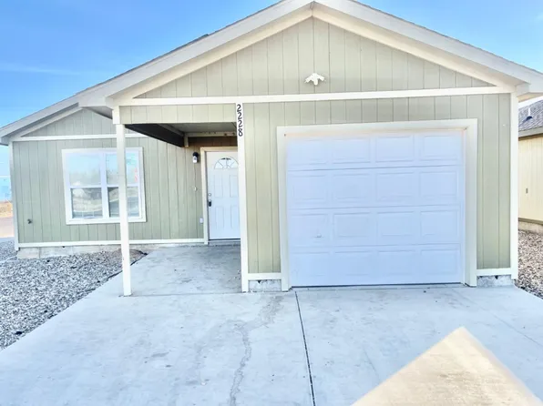 2228 E Main St, Lubbock, TX 79403