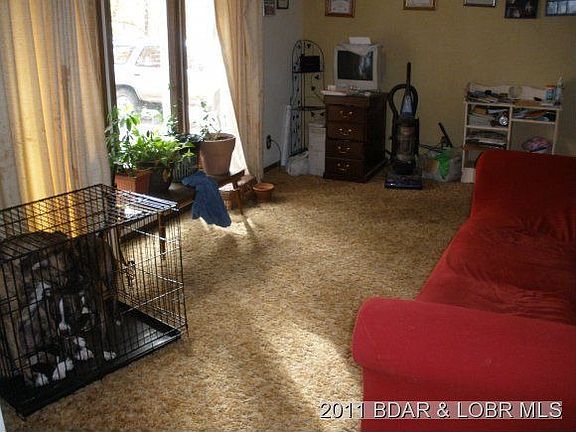 4th image of 169 Red Bud Ln