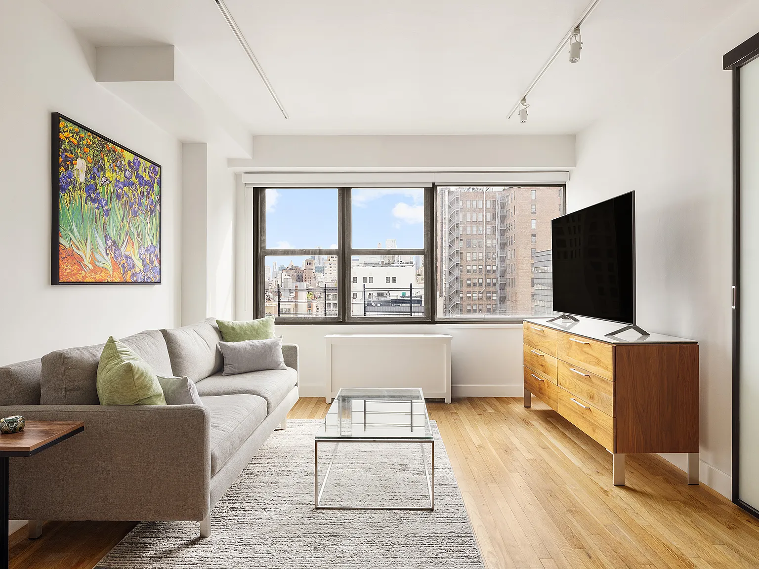 7 East 14th Street — Photo 1