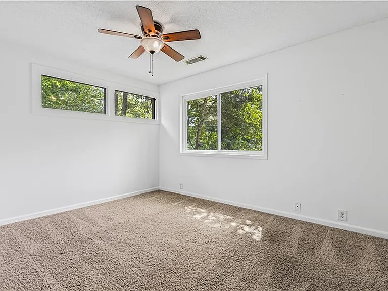 1016 Muirfield Dr — Photo 23