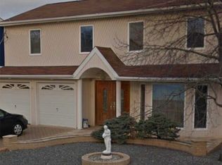 3367 Harbor Point Rd, Baldwin, NY 11510