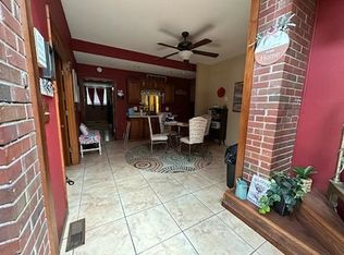 326 E Central St APT 11, Bethalto, IL 62010