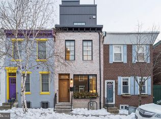 2518 Waverly St, Philadelphia, PA 19146