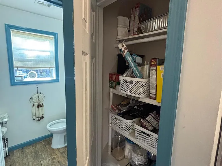 938 Scherger Ave — Photo 11