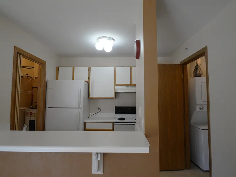 1548 W Sand Bar Ct #1G — Photo 4