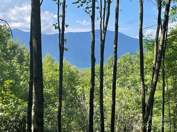 239 Down The Hill Rd, Sylva, NC 28779