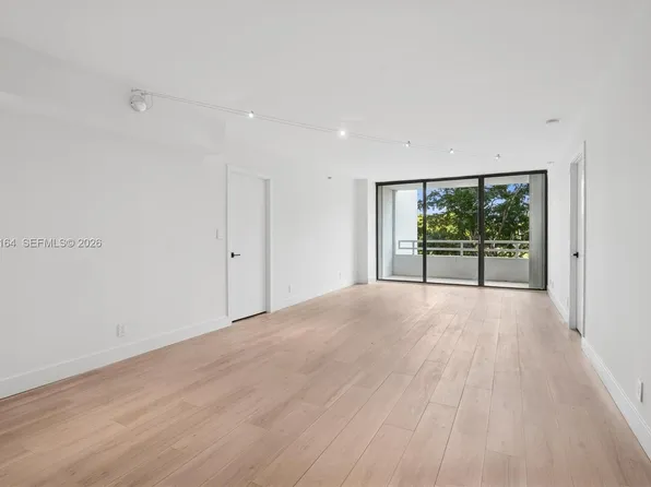 20225 NE 34th Ct APT 312, Aventura, FL 33180