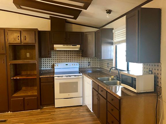 5th image of 11000 N Hualapai Dr