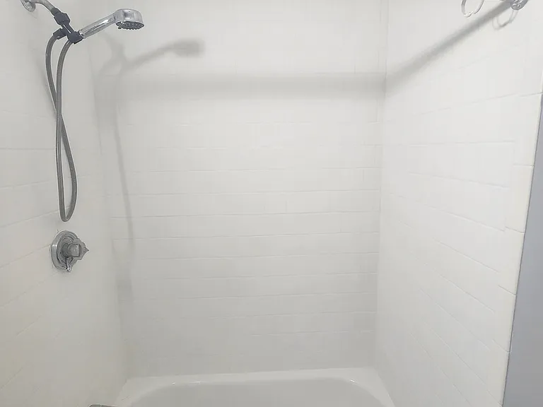 505 Grove St #3F — Photo 6