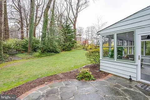 5208 Wenlock Way — Photo 4